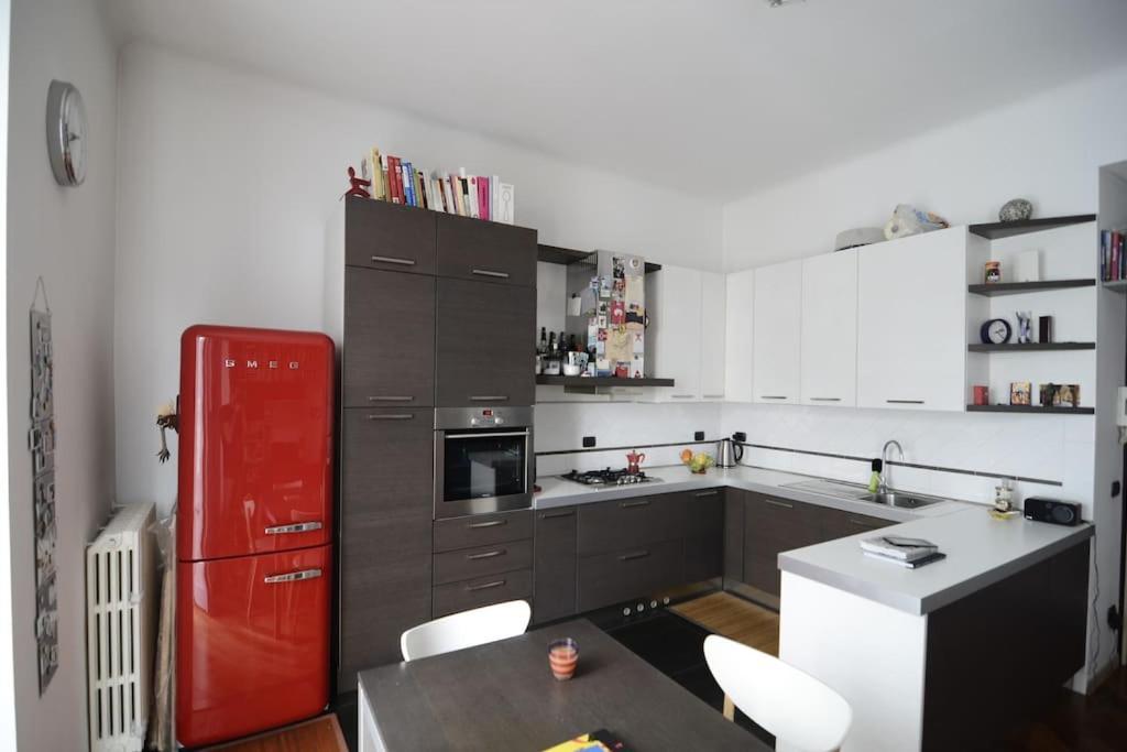 Appartamento Quiet & Bright In A Sparkly District! Milano Esterno foto
