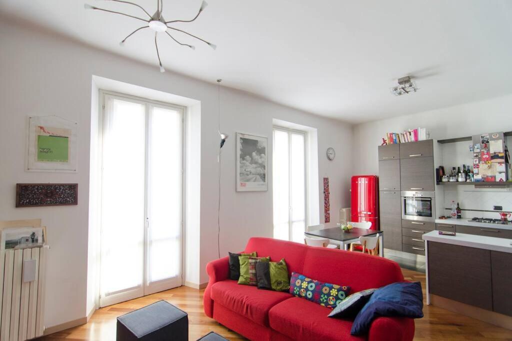 Appartamento Quiet & Bright In A Sparkly District! Milano Esterno foto